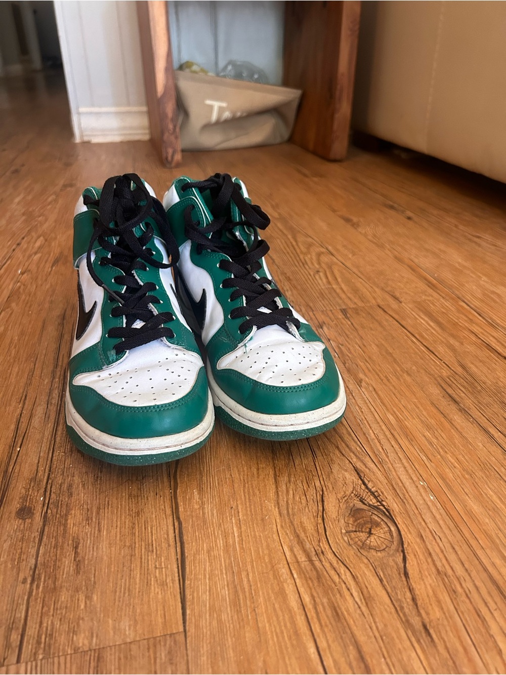 Nike Kids High-Top Sneakers in Green, White & Black - Picture 2 of 4